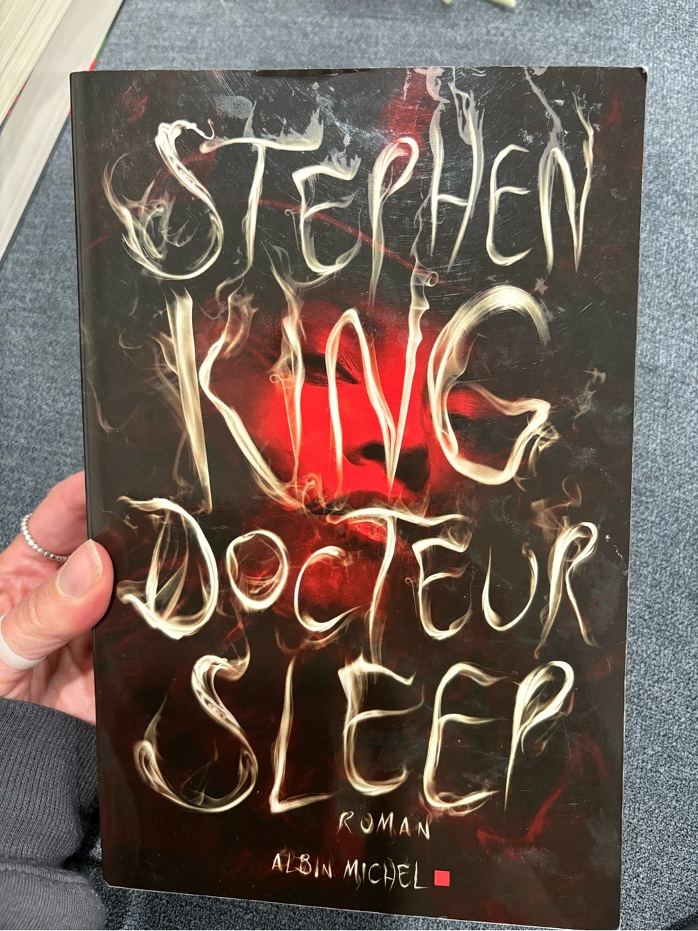 Stephen King - Docteur Sleep (French Edition) in Black and Red